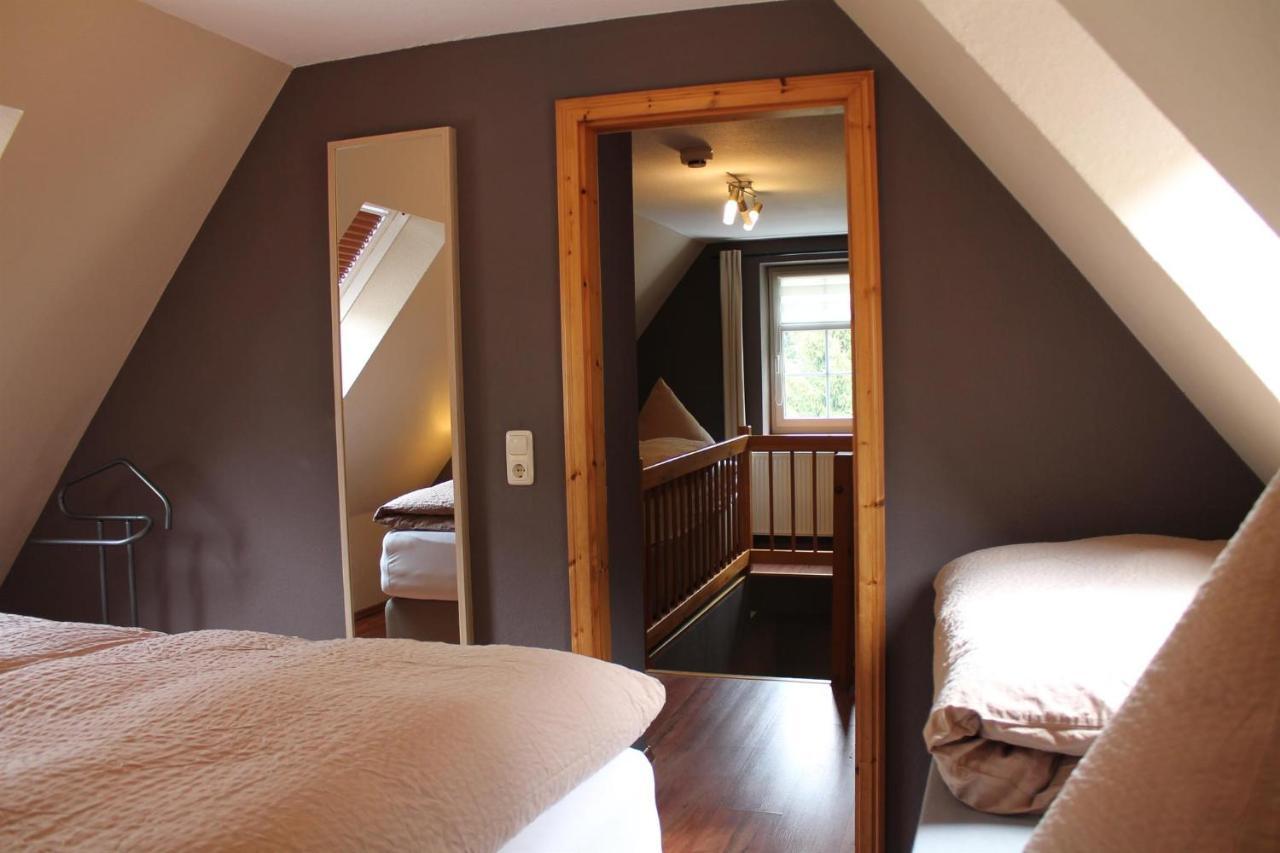 Appartements Im "Landhaus Am Frohnauer Hammer" Аннаберг-Бухгольц Екстер'єр фото