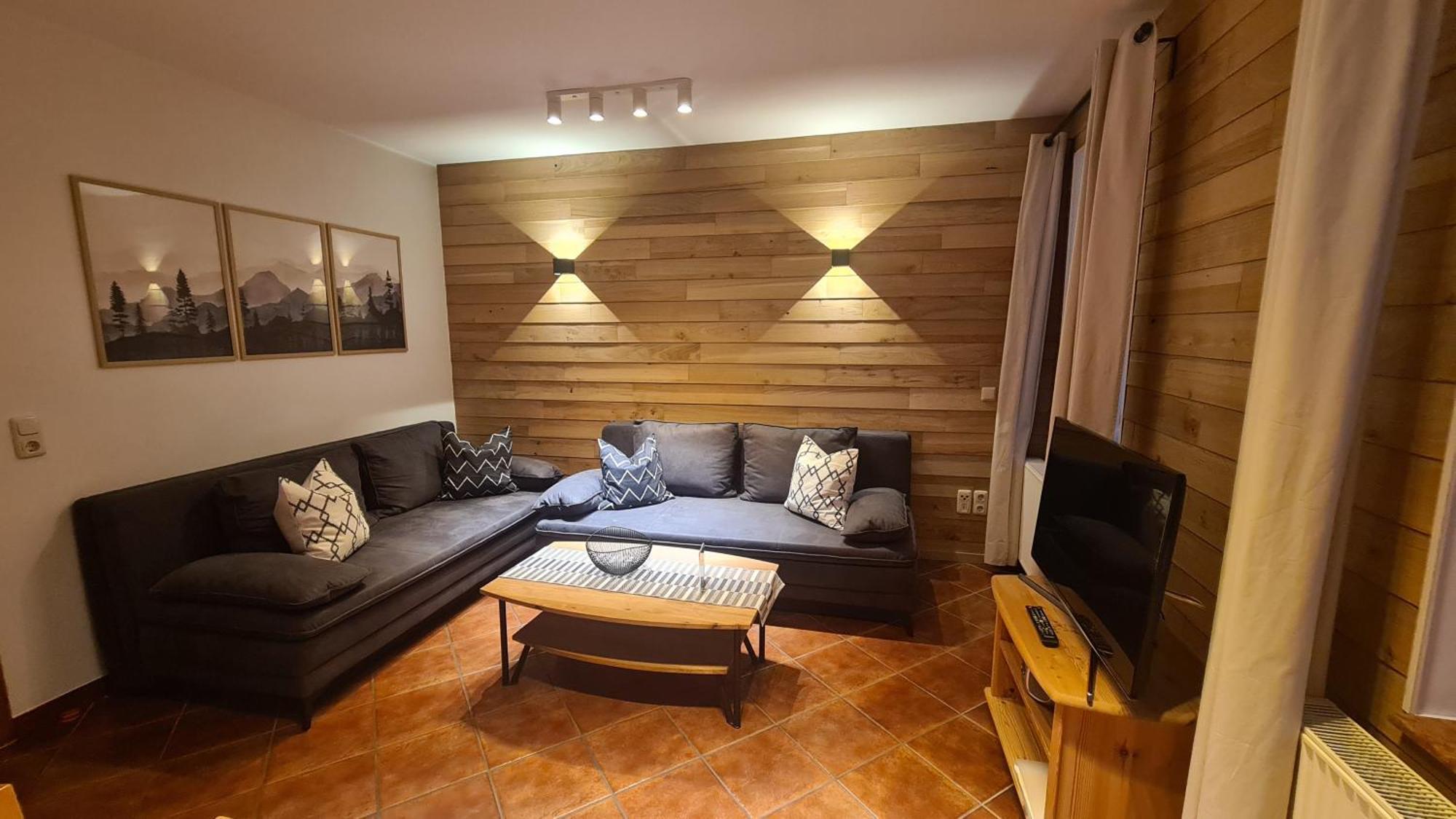 Appartements Im "Landhaus Am Frohnauer Hammer" Аннаберг-Бухгольц Екстер'єр фото